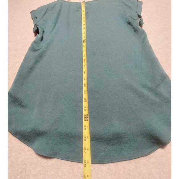 Express Top Shimmer Emerald Green Sz. Medium Strappy/Criss-Cross Front - Picture 4 of 6